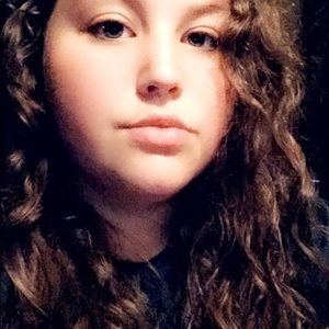 Meet your Posher, Savanna